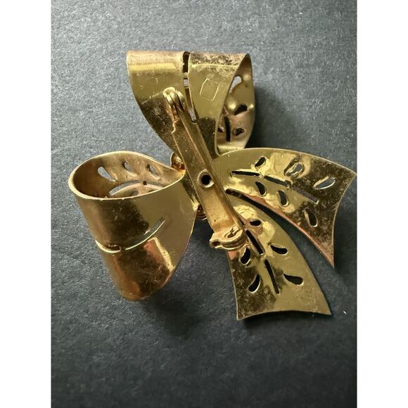Vintage Bow Rhinestone Brooch Scarf Pin Gold Tone Open Work Cocktail Career - Picture 3 of 5